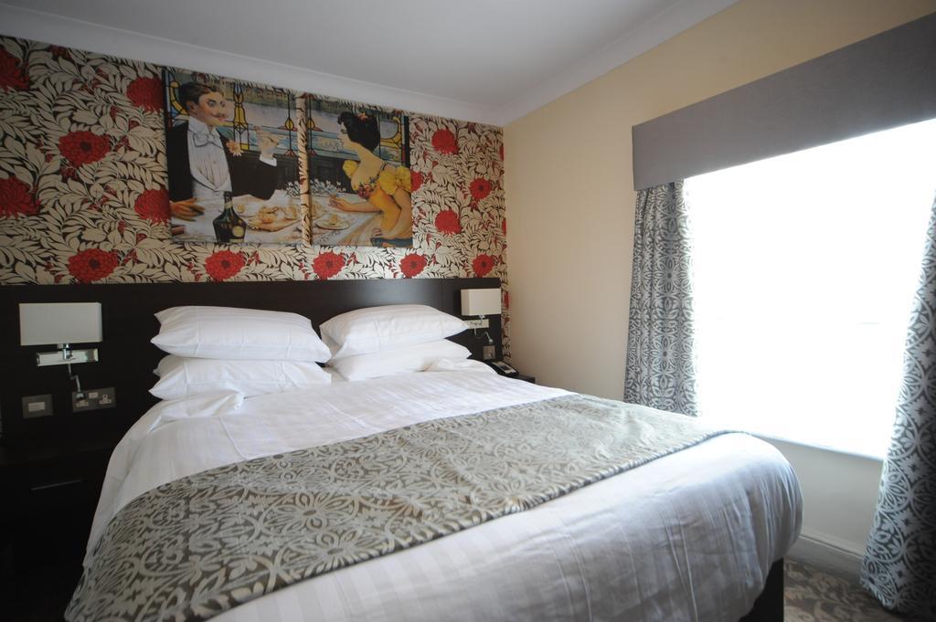 The Bull Hotel Stony Stratford Kamer foto