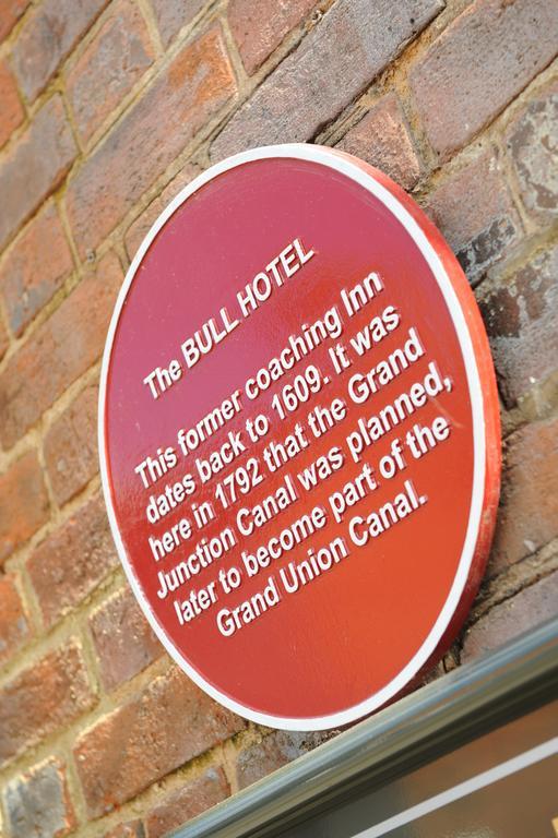 The Bull Hotel Stony Stratford Buitenkant foto