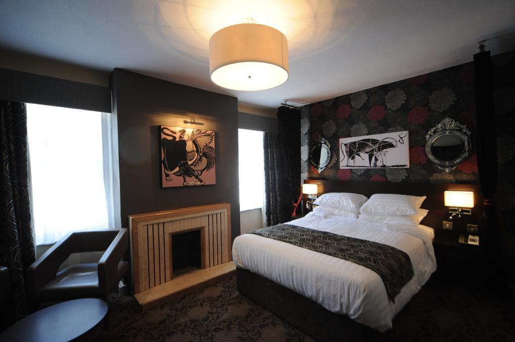 The Bull Hotel Stony Stratford Buitenkant foto
