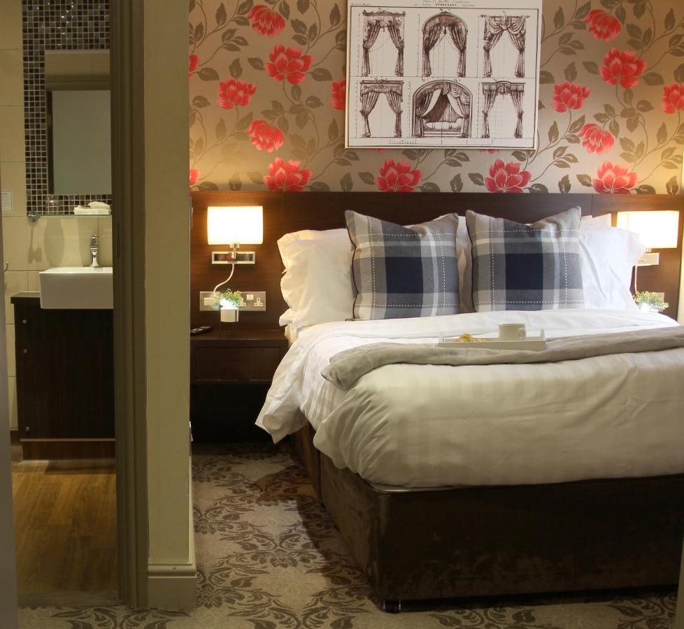 The Bull Hotel Stony Stratford Buitenkant foto
