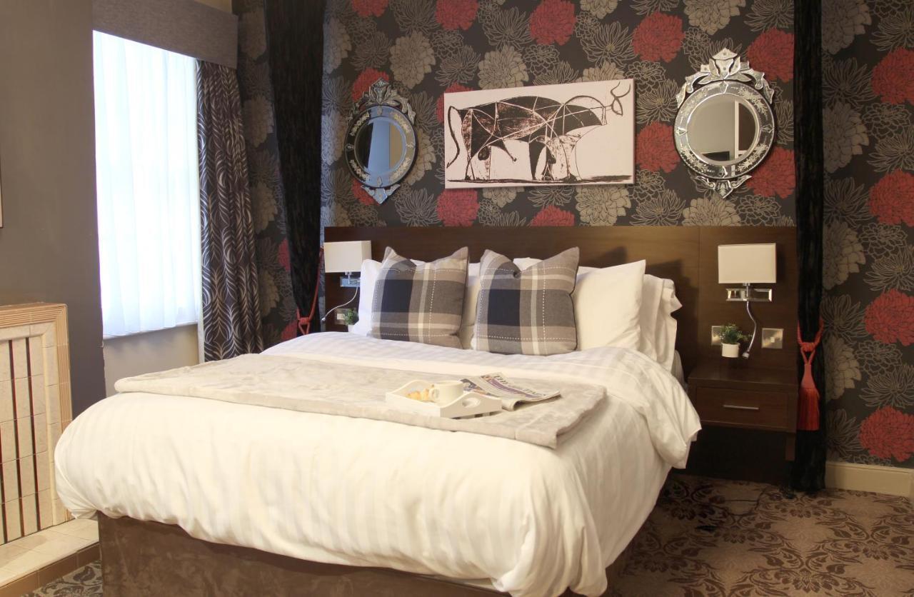 The Bull Hotel Stony Stratford Buitenkant foto